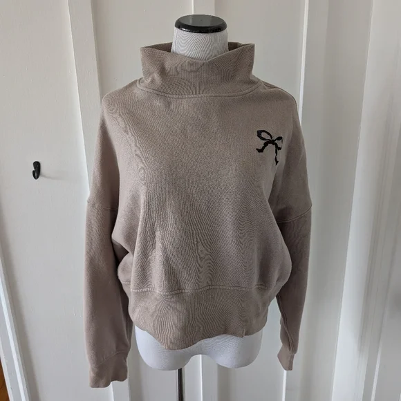 Wild Fable Cropped Mockneck - Picture 1 of 9